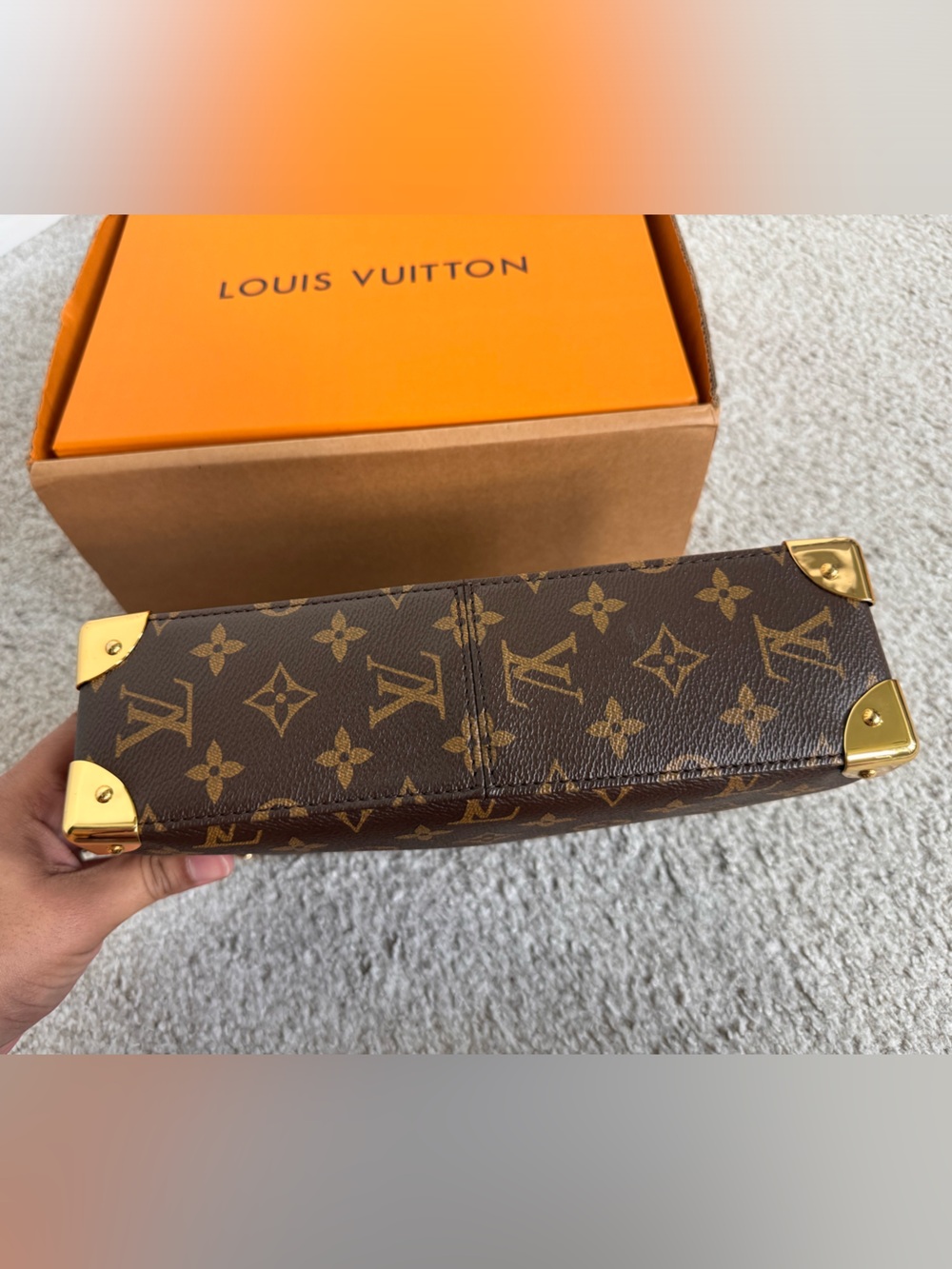 Louis Vuitton Trunkie - Picture 8 of 15